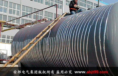 電伴熱帶大油罐保溫應用優勢分析(圖1) 串聯恒功率電伴熱帶用于大油罐保溫的優越性分析